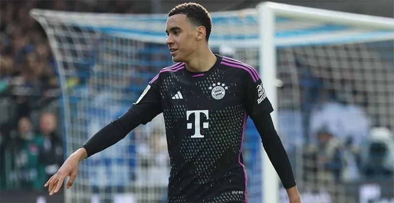 Selebrasi Jamal Musiala usai cetak gol kedua bagi dalam pertandingan kontra Darmstadt