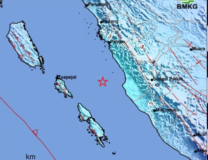 Gempabumi Pesisir Selatan tergolong dangkal akibat deformasi batuan dalam Lempeng Eurasia.