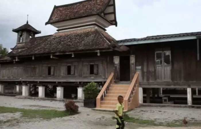 Masjid Telok Manok.