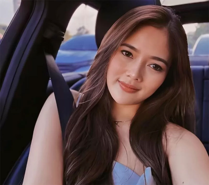 Icha Anisa ikut dihujart netizen gegara dituduh terlibat dalam isu santet yang mengiringi meninggalnya Stevie Agnecya.