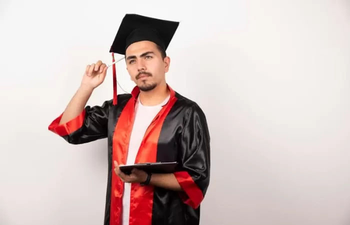 5 hal yang perlu dipertimbangkan ketika ingin melanjutkan S2.