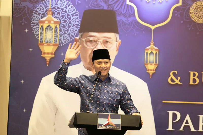 Ketua Umum Partai Demokrat Agus Harimurti Yudhoyono menyampaikan pidatonya dalam Silaturahmi dan Buka Bersama Partai Demokrat di Jakarta, Sabtu (23/3/2024).
