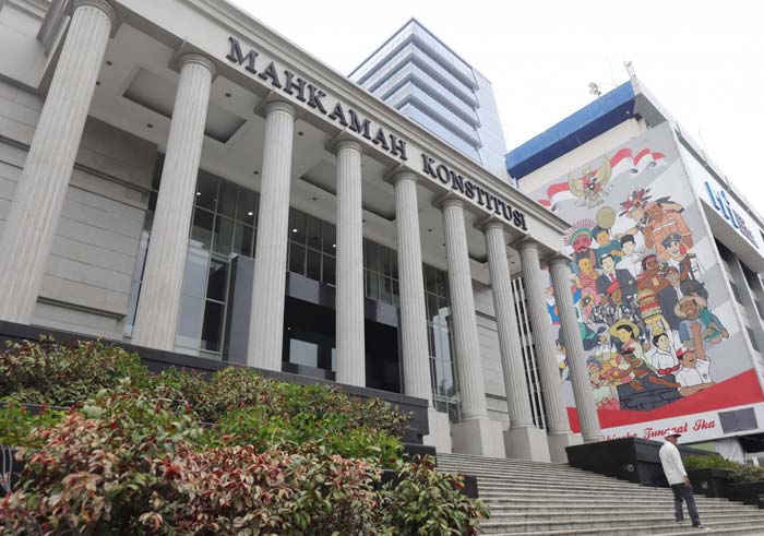 Suasana pengamanan di Gedung Mahkamah Konstitusi yang diperketat jelang sidang perdana Perselisihan Hasil Pemilihan Umum  Pilpres 2024, Selasa (26/3/2024).