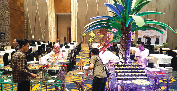 Suasana berbuka puasa di Swiss-Belinn Ballroom Kampar Kuantan SKA Co Ex lantai 1, Rabu (27/3/2024).