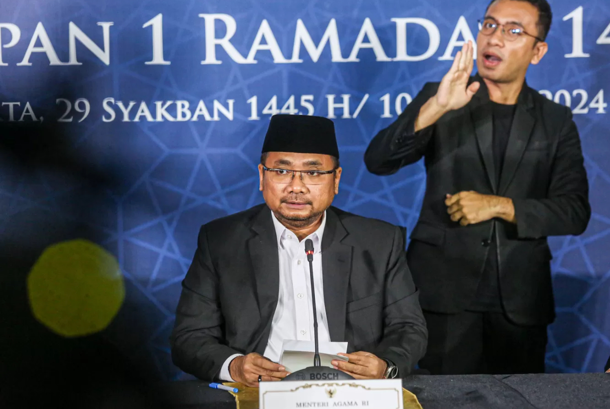 Mentri Agama Yaqut Cholil Qoumas memberikan keterangan hasil Sidang Isbat di Gedung Kementrian Agama Republik Indonesia, Jakarta.