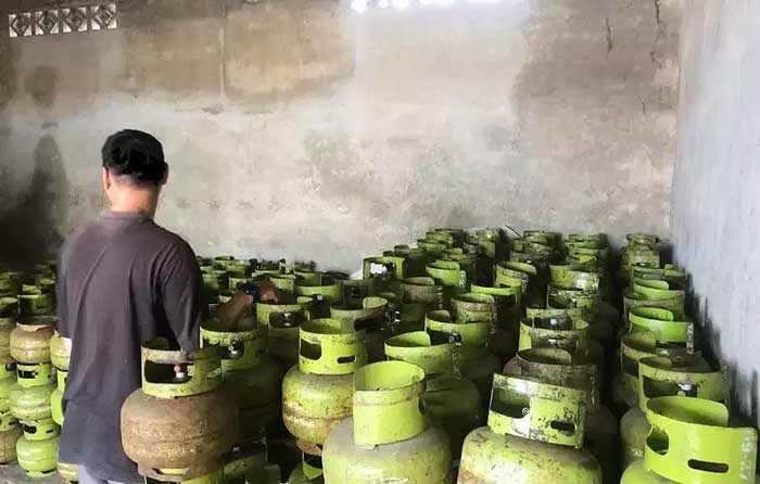 Salah satu kios penyalur LPG di Kecamatan Tebingtinggi Kepulauan Meranti beberapa waktu lalu.