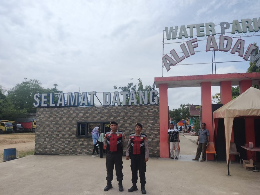 Personel Polres Inhu siaga di sejumlah tempat wisata untuk antisipasi gangguan kamtibmas, Sabtu (13/4/2024).