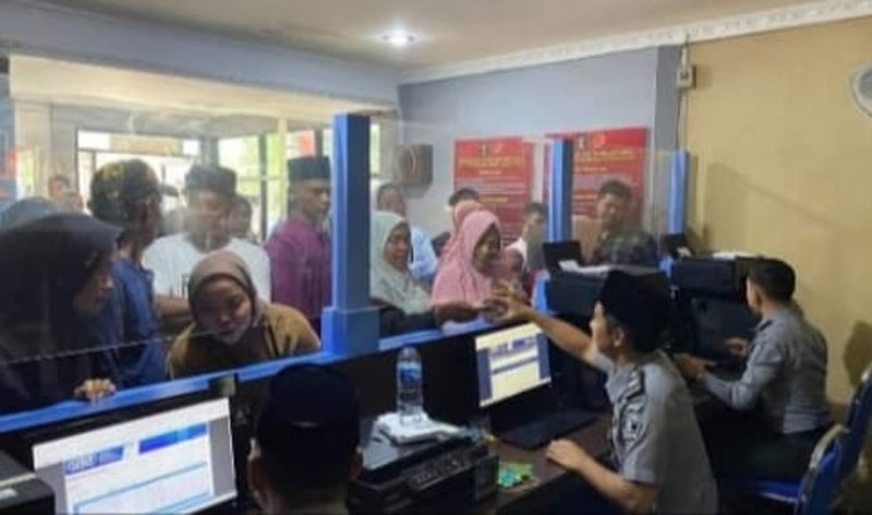 Lapas Bengkalis membuka layanan tatap muka bagi WBP dan keluarga mereka untuk berhari raya bersama keluarganya yang digelar di Lapas Kelas II Bengkalis pekan lalu.