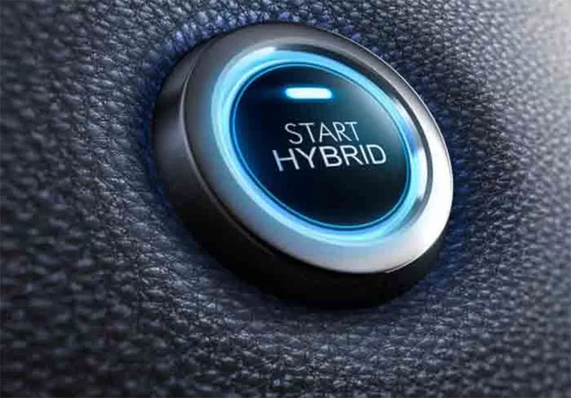 Tombol strat pada salah satu merek mobil dengan teknologi hybrid.