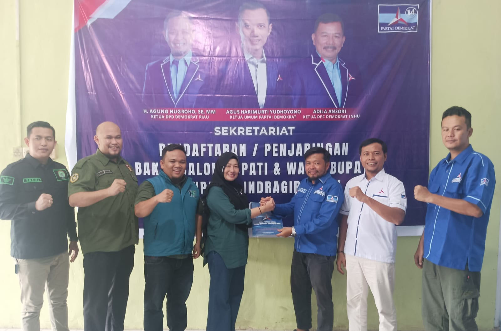 Tim DPC PKB Kabupaten Inhu mengambil formulir di salah satu partai, Kamis (25/4/2024). Hingga saat ini, ada tiga formulir yang diambil tim DPC PKB Inhu.