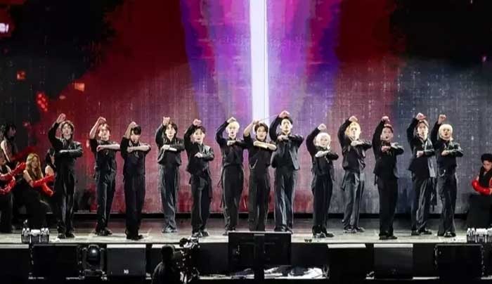 Kembali Guncang Seoul, Boygrup SEVENTEEN Berhasil Jual 70.000 Tiket Konser &lsquo;FOLLOW&rsquo;.
