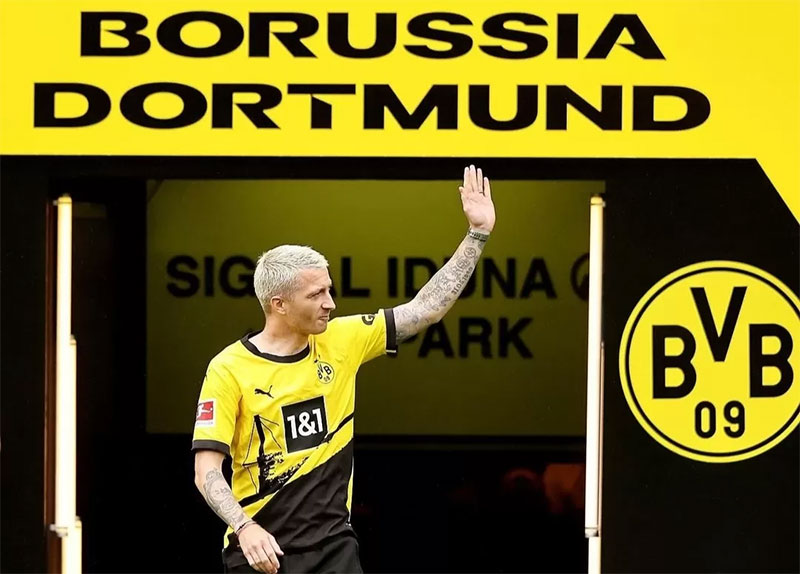 Marco Reus akan tinggalkan Borussia Dortmund di akhir musim setelah 12 tahun membela tim Hutam Kuning tersebut.