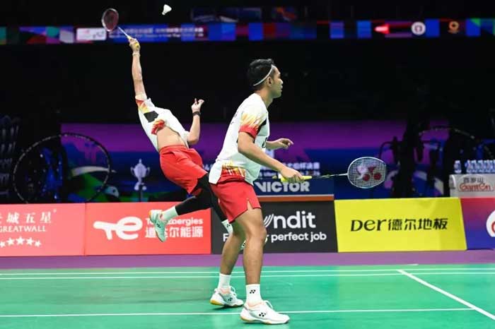 Ganda Indonesia Fajar Alfian/Muhammad Rian Ardianto menghadapi ganda China Liang Wei Keng/Wang Chang.