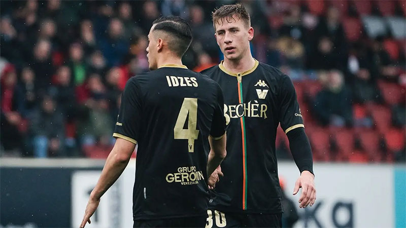 Jay Idzes tampil penuh saat Venezia mengalahkan FeralpiSalo untuk menjaga asa langsung promosi ke Serie A.