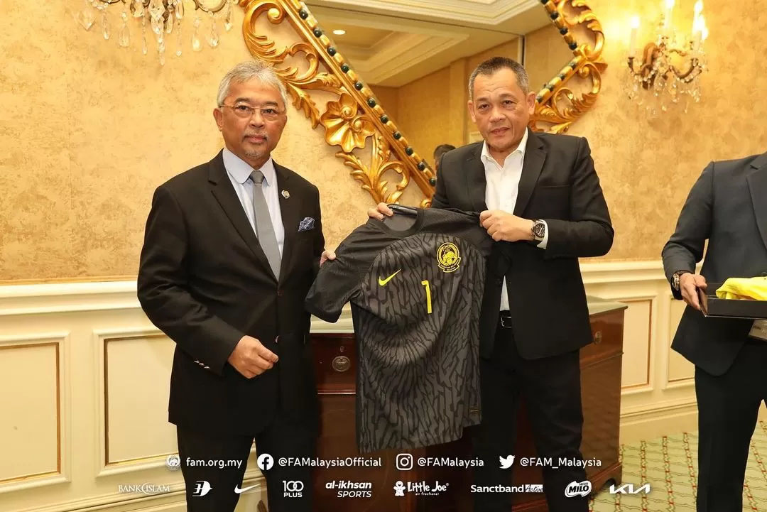 Timnas Indonesia dan Malaysia ternyata jarang bertemu untuk laga resmi uji coba yang masuk dalam kalender FIFA.