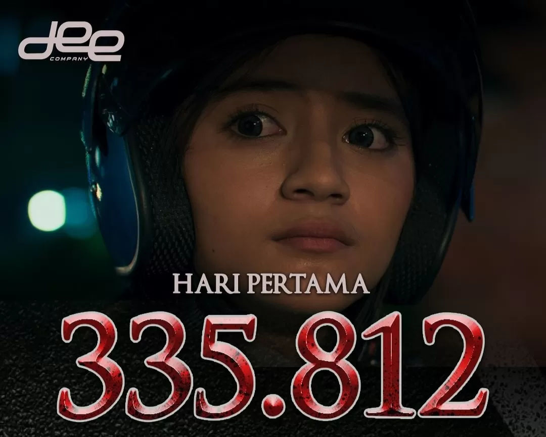Film Vina: Sebelum 7 Hari tembus 300 ribu lebih di hari pertama tayang di bioskop.