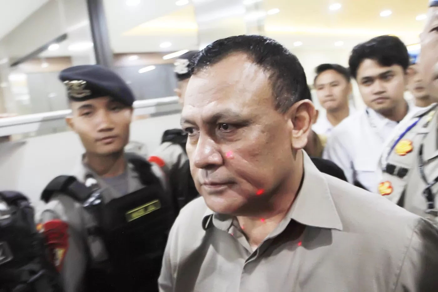 Ketua KPK nonaktif Firli Bahuri usai menjalani pemeriksaan di gedung Bareskrim Polri, Jakarta, Rabu (27/12/2023).