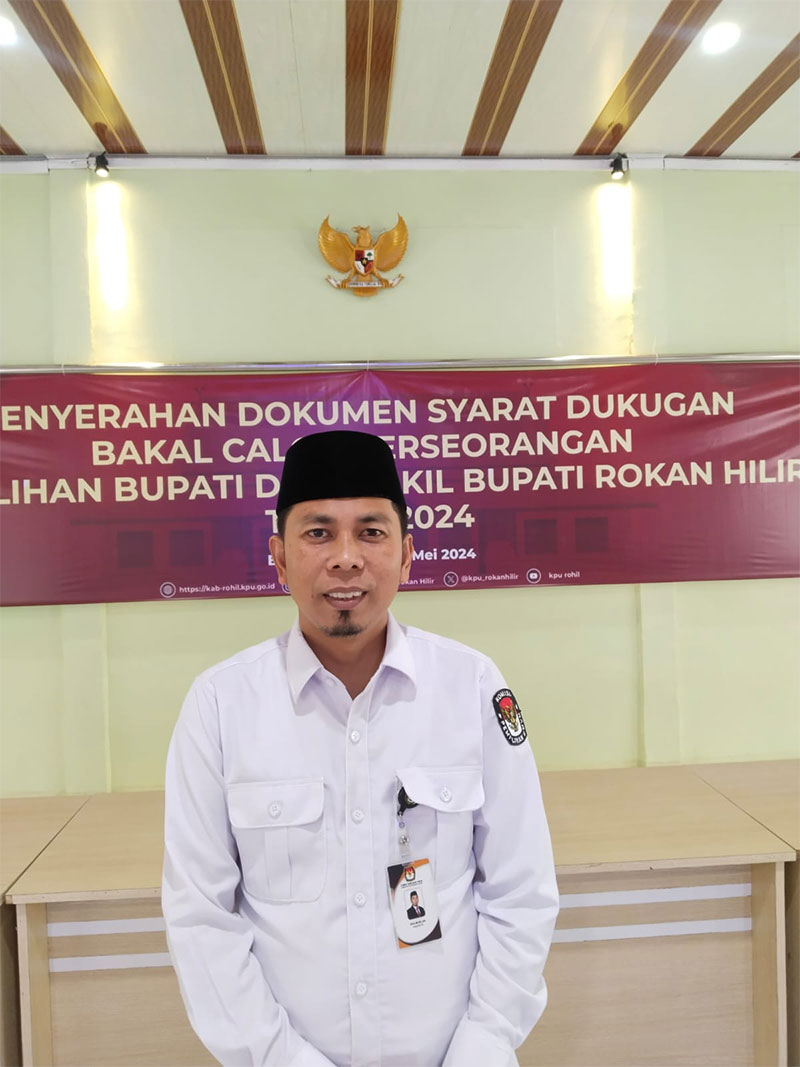 Ketua KPU Rohil Eka Murlan