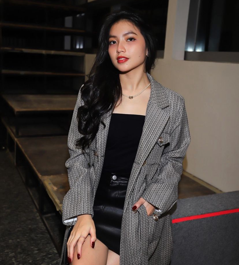 SHANIA GRACIA