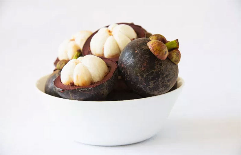 Kulit manggis punya banyak manfaat untuk kesehatan tubuh.