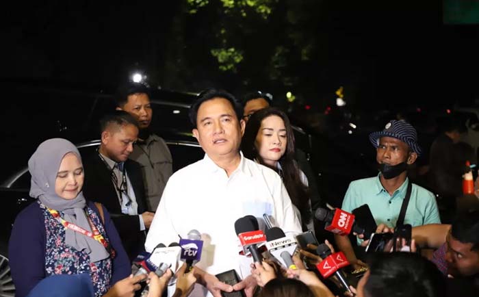 Yusril Ihza Mahendra mundur dari jabatannya sebagai Ketua Umum Partai Bulan Bintang (PBB), Sabtu (18/5/2024).