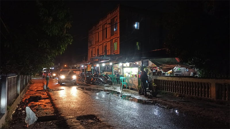 Dinas Perhubungan (Dishub) Kota Pekanbaru melalui UPT Perparkiran bersama dengan PT YSM melakukan sosialisasi parkir kepada pelaku usaha di Jalan Taskurun pada Sabtu (25/5/2024) malam.