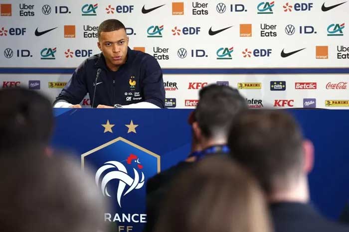 Kylian Mbappe saat konferensi pers timnas Prancis di Longeville-les-Metz pada 4 Juni 2024.