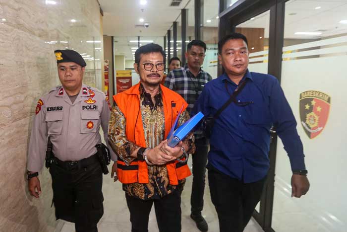 Mantan Menteri Pertanian (Mentan) Syahrul Yasin Limpo (SYL) tiba di gedung Bareskrim, Kamis (11/1/2024).