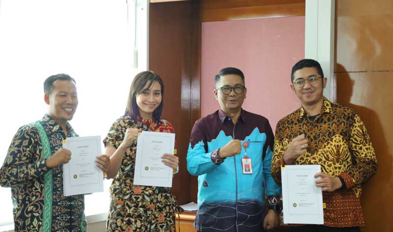Penandatanganan perjanjian kerahasiaan terkait PI 10 persen pada dua WK , di gedung Surya Dumai, Pekanbaru, Jum