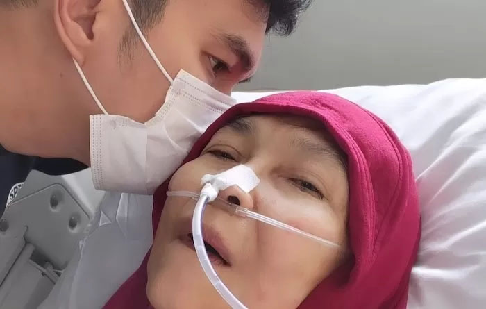 Ibunda Aldi Taher Dilarikan ke Rumah Sakit Kena Stroke Lagi, namun Keluarga Tak Bisa Mendampingi