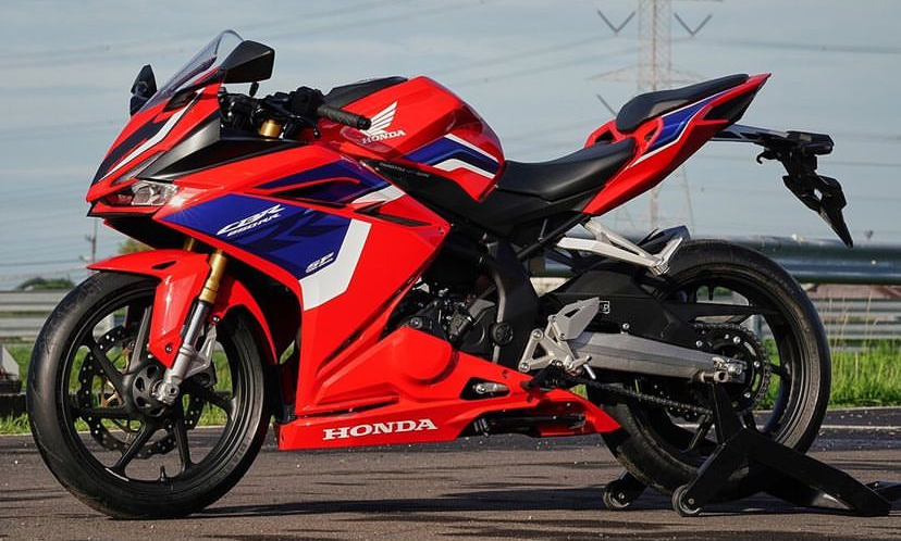 HONDA CBR250