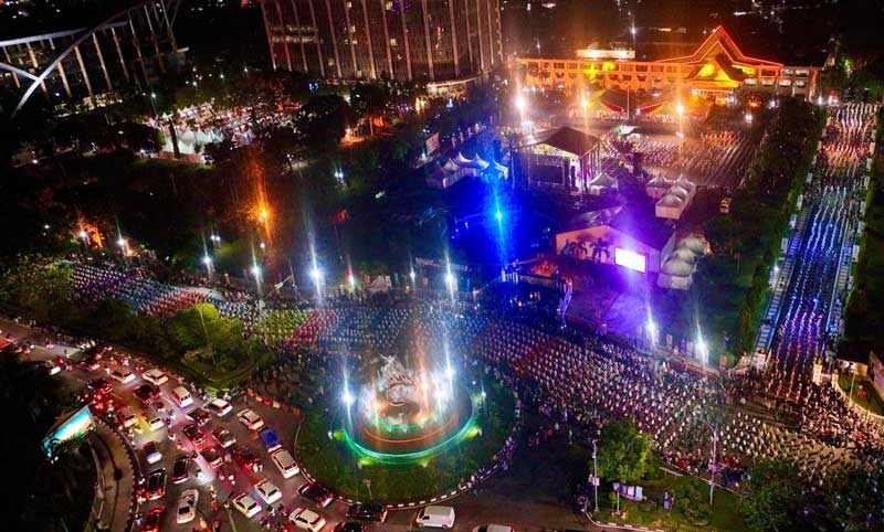 10 ribu penari serentak Melayu berhasil memecahkan rekor MURI pada pembukaan BBI BBWI Lancang Kuning Carnival 2024.