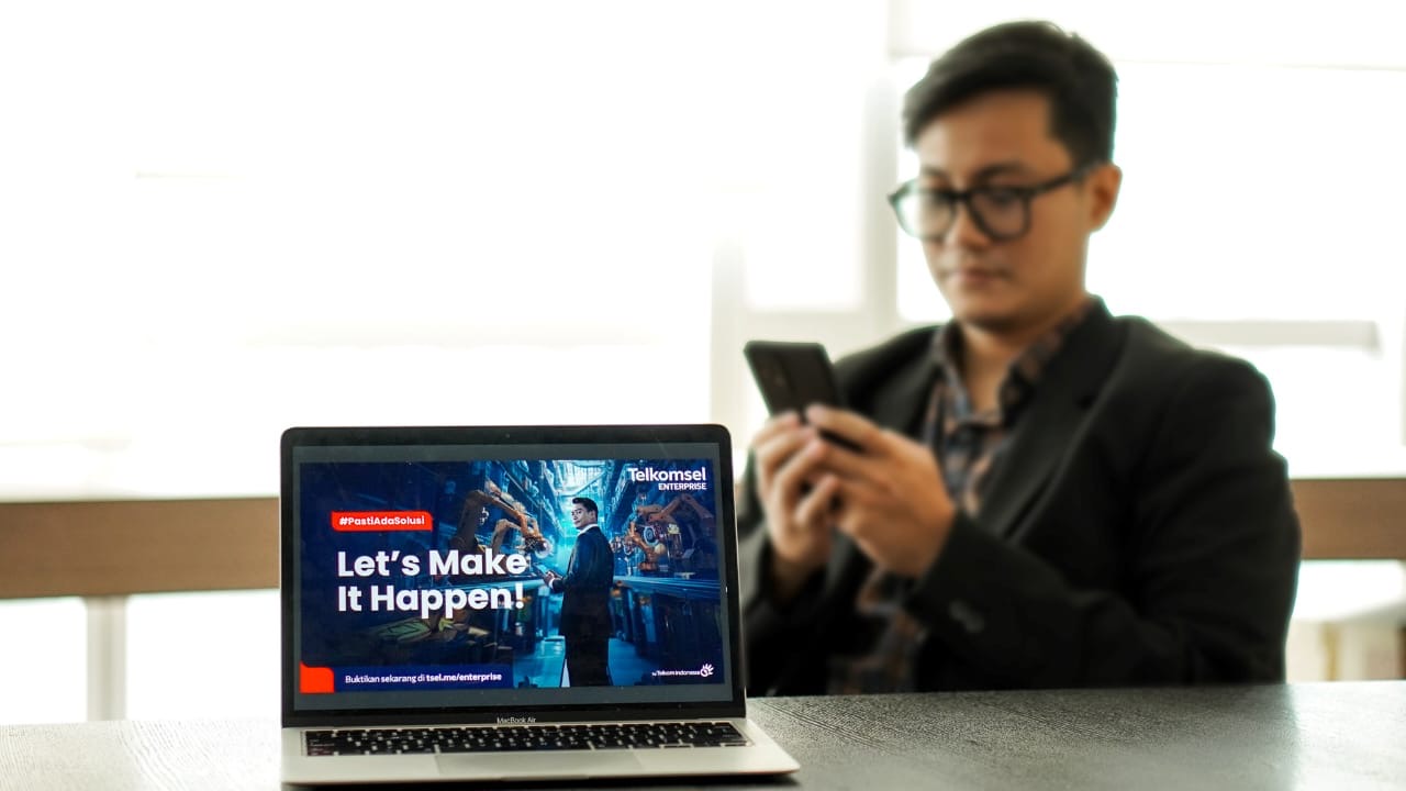 Dilengkapi dengan teknologi Gen AI, kapabilitas interaksi dua arah Enterprise Digital Account Manager Ted berpotensi mengubah cara bisnis berinteraksi dan berkolaborasi melalui pelayanan pelanggan.
