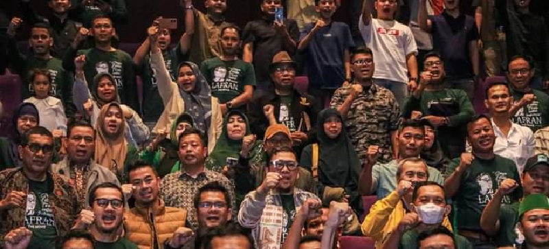 Sejumlah tokoh publik di Kota Pekanbaru dan Provinsi Riau nobar Film Lafran yang diselenggarakan disalah satu bioskop di Kota Pekanbaru, Rabu (26/6/2024) lalu.