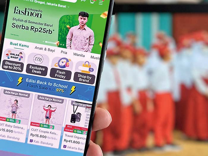 Tokopedia dan ShopTokopedia menghadirkan kampanye Tokopedia Fashion Back to School dan Promo Guncang 7.7 demi mempermudah orang tua murid mendapatkan berbagai produk.