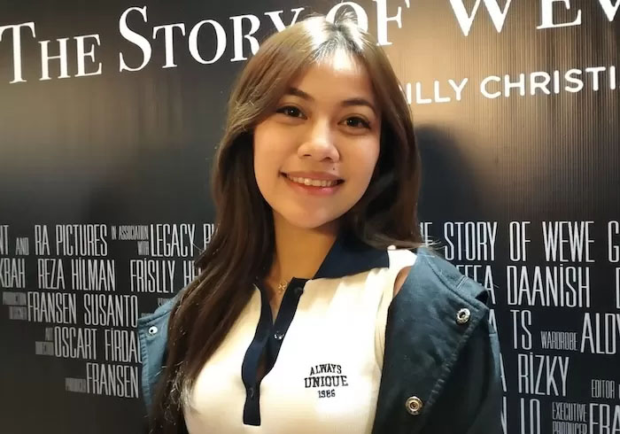 Frislly Herlind senang film Marni: The Story of Wewe Gombel ditonton lebih dari 250 ribu kali di bioskop sejam tayang di Tanah Air beberapa hari lalu.