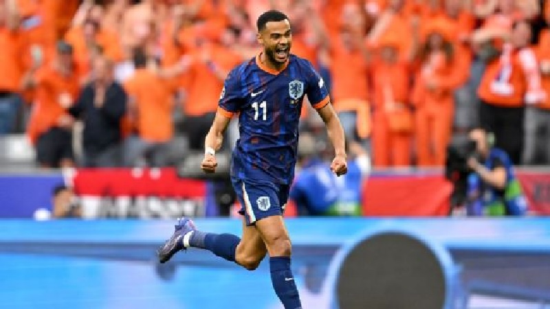 Cody Gakpo melakukan selebrasi usai mencetak gol pembua Belanda saat mengalahan Rumania 3-0 di 16 Besar Euro 2024 Jerman, Rabu (3/5/2024) dini hari WIB.