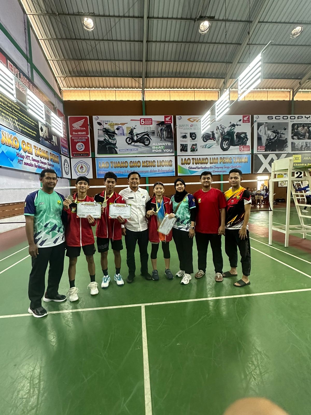 Kontingen atlet bulu tangkis Kabupaten Kampar berhasil menyumbangkan sebanyak tiga medali pada ajang Popda)Provinsi Riau XVI tahun 2024 di Kota Pekanbaru, Kamis (4/7/2024).