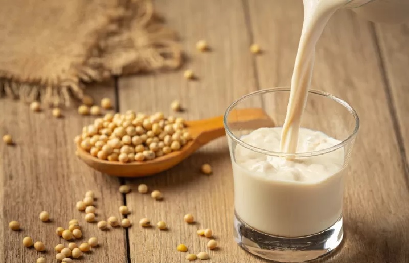 5 Manfaat Konsumsi Susu Kedelai untuk Kesehatan Tubuh.