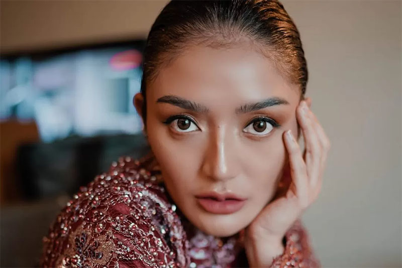 Siti Badriah.
