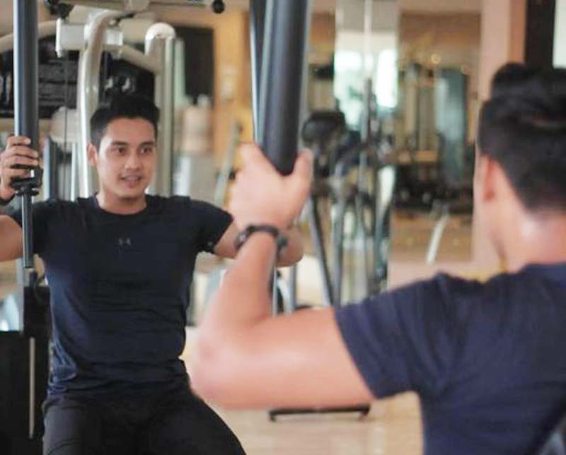 Pusat kebugaran Hotel Jatra Pekanbaru berupa fitness, kolam renang, zumba class, yoga class, body combat class, sauna, locker and towel.