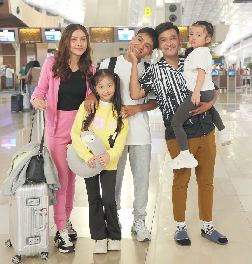 SARWENDA DAN RUBEN ONSU