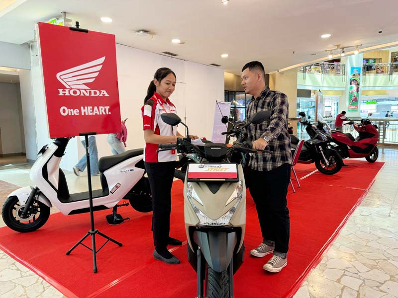 PT Capella Dinamik Nusantara Riau menggelar pameran khusus motor matic Honda hingga 26 Juli 2024 besok di Mal SKA Pekanbaru.
