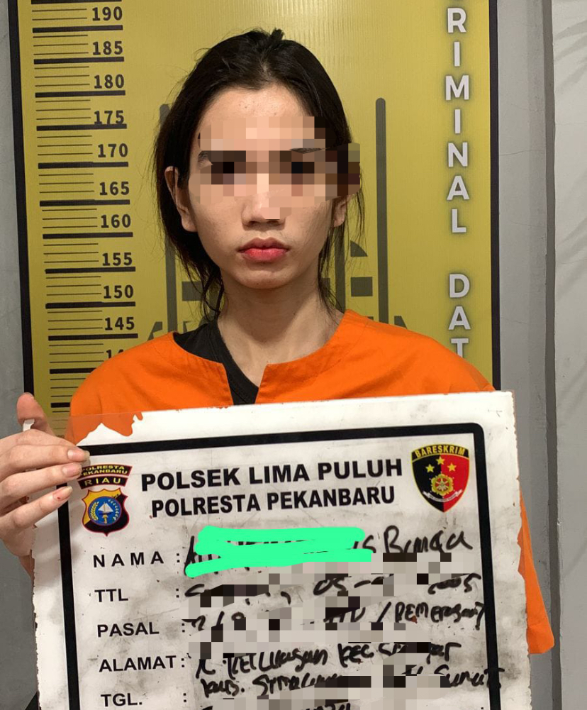 AP alias Bunga, waria yang menjadi umpan komplotan pemerasan lewat aplikasi Michat.
