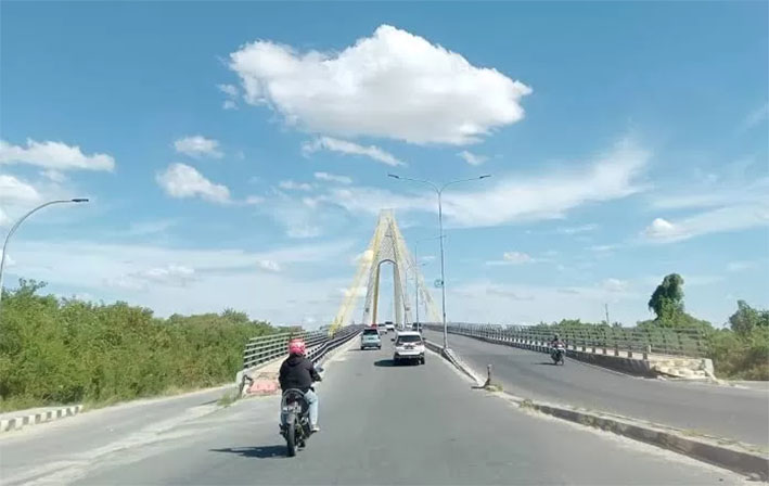 Ilustrasi, cuaca cerah berawan.