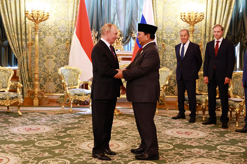 Menteri Pertahanan sekaligus presiden Indonesia terpilih periode 2024-2029 Prabowo Subianto bertemu Presiden Rusia, Vladimir Putin di Moskow, pada Rabu (31/7).