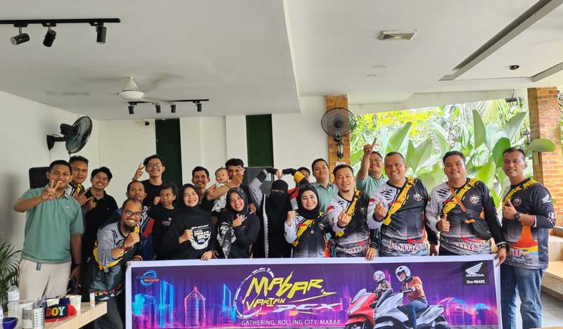 Honda PCX yang tergabung di Honda PCX Club Indonesia (HPCI) menghadiri kegiatan Main Bareng (Mabar) Varian PCX yang dilaksanakan di  Pekanbaru beberapa waktu.