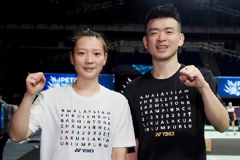 Ganda campuran Cina Zheng Siwei (kanan) dan Huang Yaqiong berhasil meraih medali emas Olimpiade 2024.