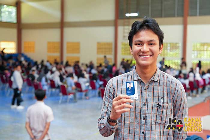 MAHASISWA TERMUDA: Atsillio Athuf Harry Aslam, alumni MAN 1 Pekanbaru mahasiswa termuda Unpad di tahun 2024.