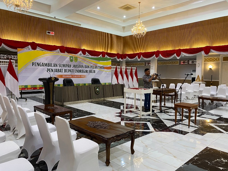 Gedung pelantikan Pj Bupati Inhil sudah disiapkan, Jumat (9/8/2024).